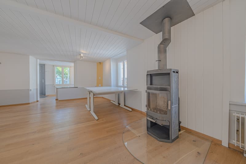 Immeuble d'habitation et de commerce rénové dans un emplacement central idéal à Liestal (8)