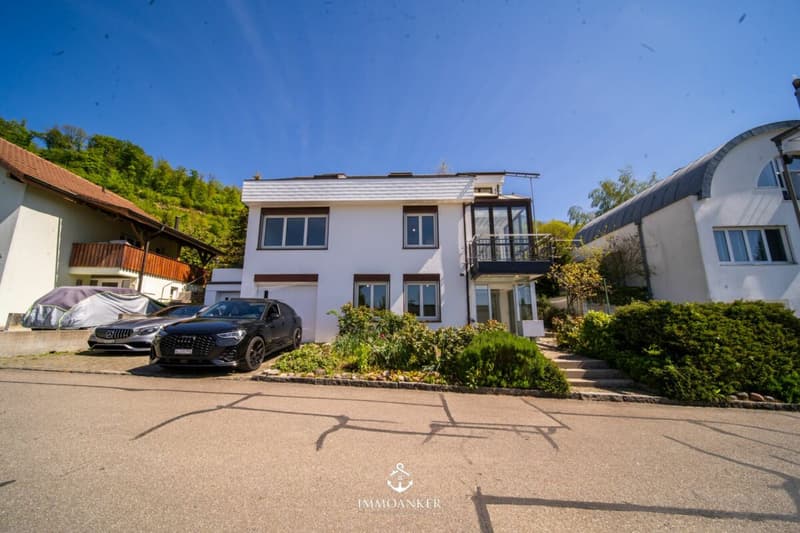Maison unifamiliale rénovée de 6,5 pièces avec pente sud et vue panoramique à Füllinsdorf (12)