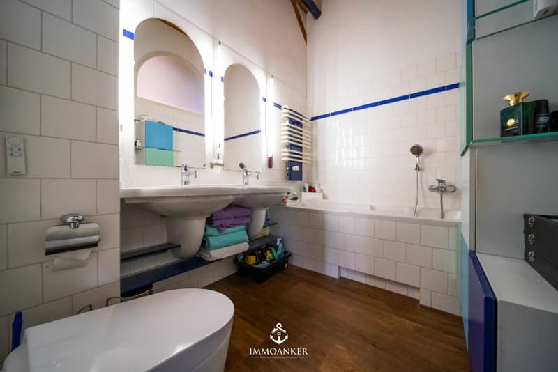 Maison mitoyenne de 7 pièces charmante avec 220 m² d'espace de vie à Rickenbach ZH (10)