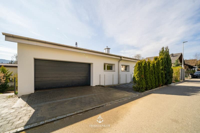 Spacious 8-room single-family house with annex and modern renovation in Hägendorf (2)