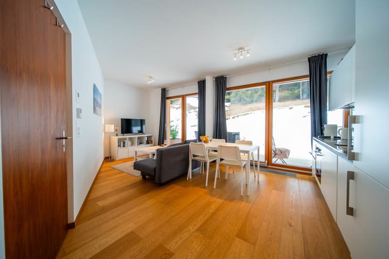 Appartement terrasse moderne 2.5 pièces avec terrasse de 20 m² à Laax (2)