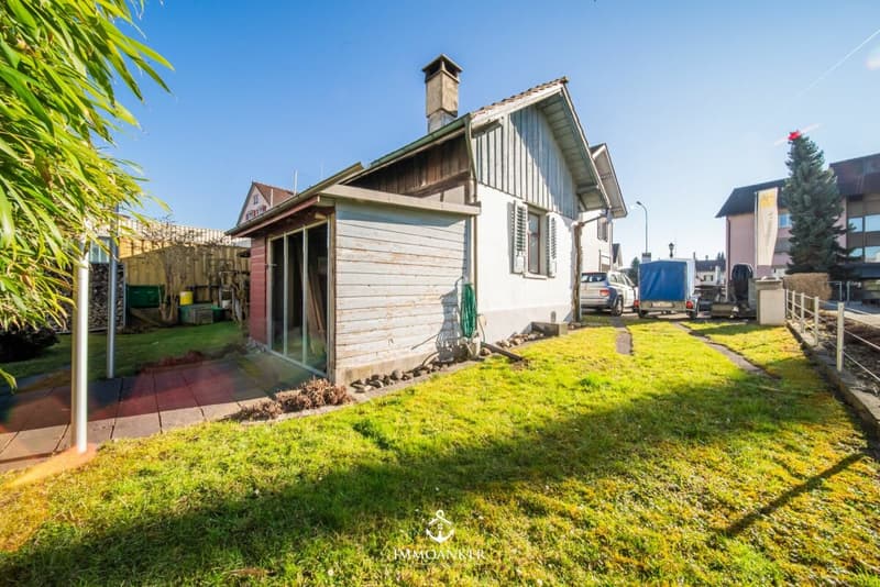 Habiter, Travailler ou Louer - Maison de 7,5 Pièces avec Partie Commerciale et Potentiel Polyvalent (13)