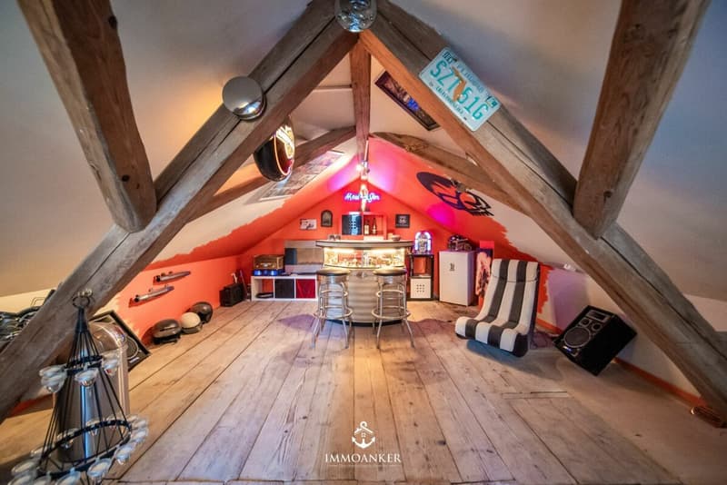 Living, working, or renting - 7.5-room house with commercial share and versatile potential (8)