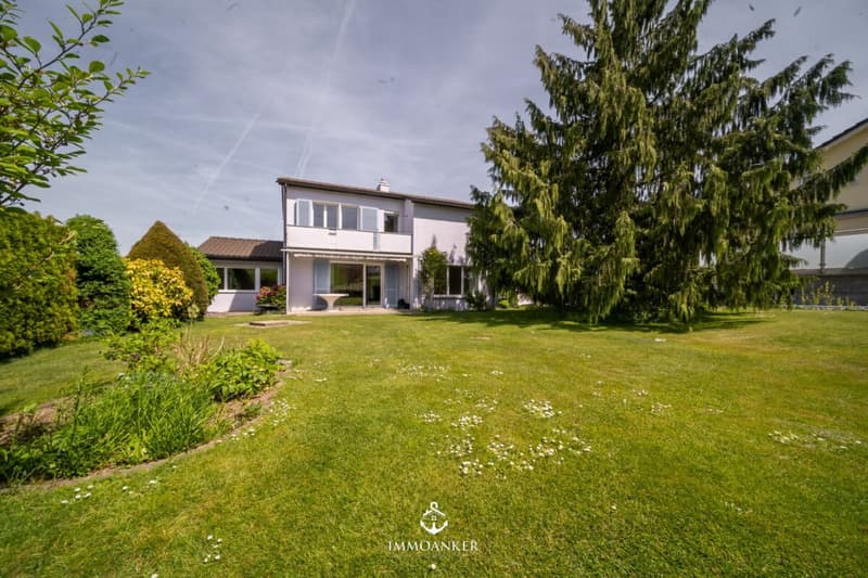 Maison de famille charmante de 7 pièces avec jardin, terrasse et potentiel d'annexe à Uzwil (12)