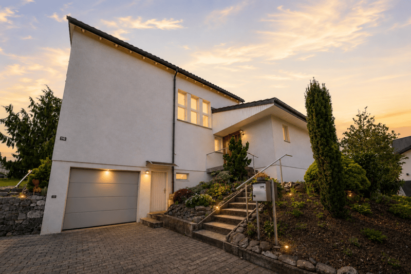 Charming 7-room single-family house with garden, terrace, and potential for an annex in Uzwil (5)