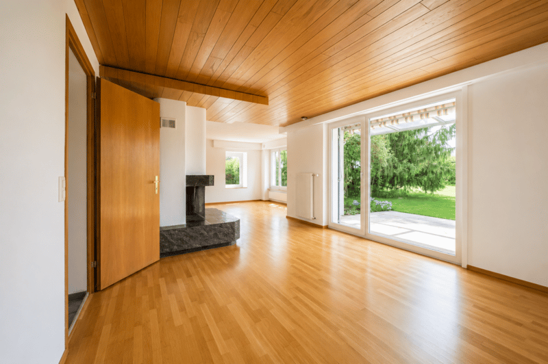 Charming 7-room single-family house with garden, terrace, and potential for an annex in Uzwil (10)