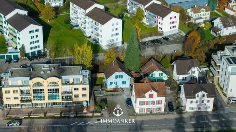 Familial. Lumineux. Maison unifamiliale de 5,5 pièces au centre d'Oberuzwil (2)