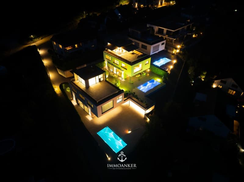 Exclusive Villa - A High-End Property (5)