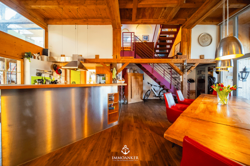 Charming 7-room semi-detached house with 220 m² living space in Rickenbach ZH (5)