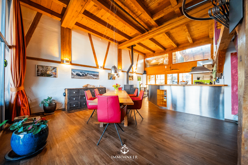 Charming 7-room semi-detached house with 220 m² living space in Rickenbach ZH (9)