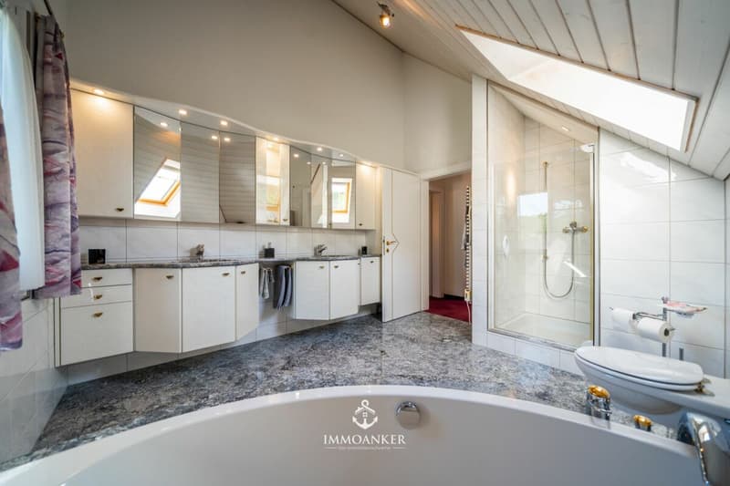 Living at the highest level in Sonnental - a unique property with character and style (11)