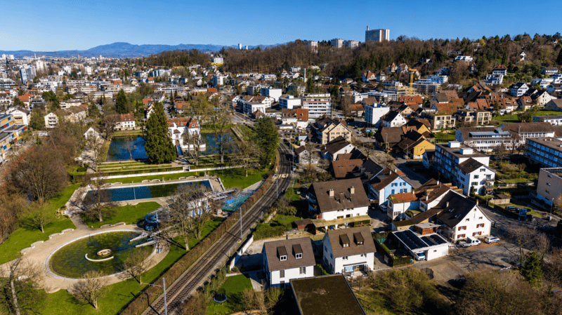 Appartement charmant 4.5 pièces avec cheminée et hauts plafonds - Avec projet de modernisation individuel (14)
