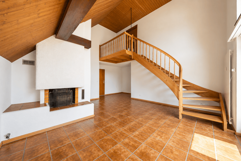 Appartement charmant 4.5 pièces avec cheminée et hauts plafonds - Avec projet de modernisation individuel (4)