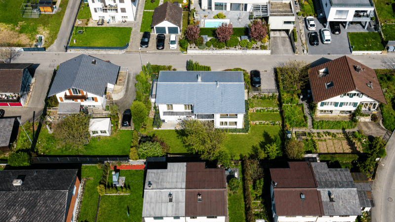 Spacious 8-room single-family house with annex and modern renovation in Hägendorf (16)