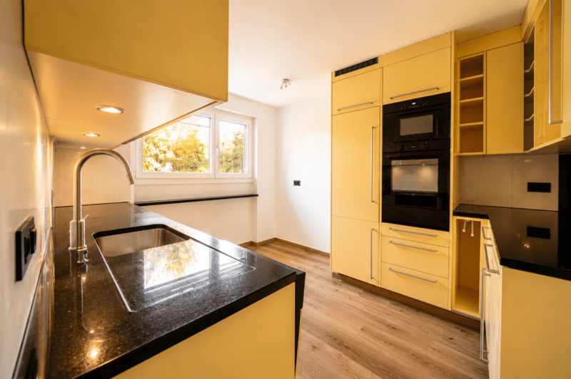 Spacious 8-room single-family house with annex and modern renovation in Hägendorf (13)
