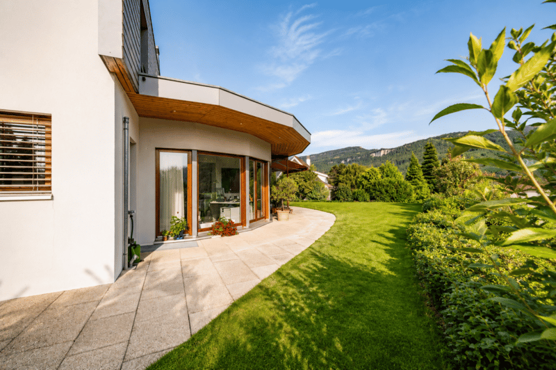 California-style living in the heart of the valley (5)