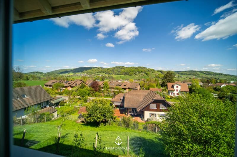 Modern 10.5-room single-family house with a far-reaching view, Minergie standard, and versatile usage potential in Pfungen (12)
