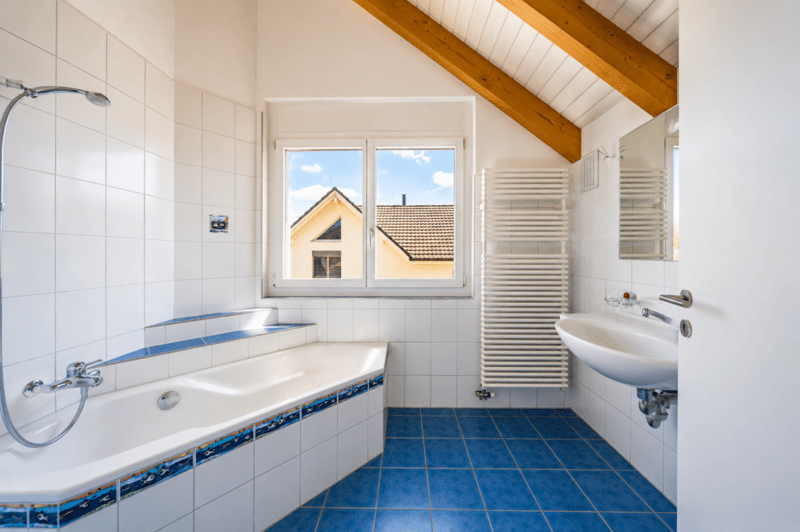 Modern 10.5-room single-family house with a far-reaching view, Minergie standard, and versatile usage potential in Pfungen (14)