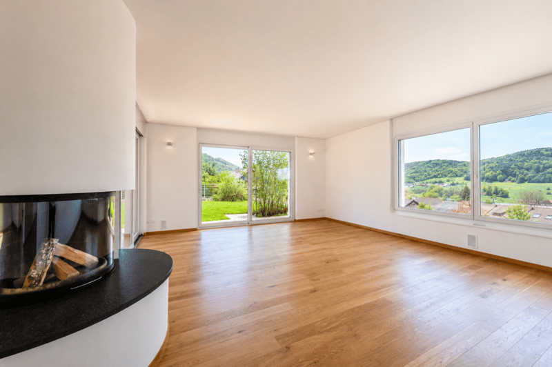 Modern 10.5-room single-family house with a far-reaching view, Minergie standard, and versatile usage potential in Pfungen (10)