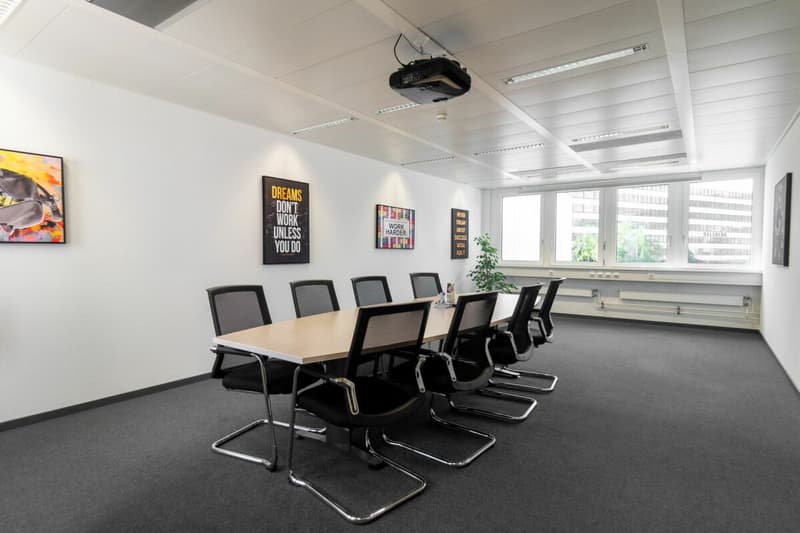 Desired Subtenant Dream Office: Top Location (9)