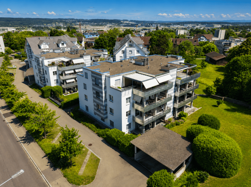 Exclusive 4.5-room apartment with impressive ceiling height and large terrace in Rümlang (13)