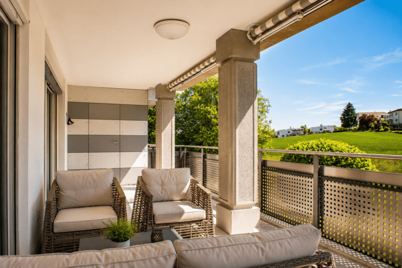 Exclusive 4.5-room apartment with impressive ceiling height and large terrace in Rümlang (10)