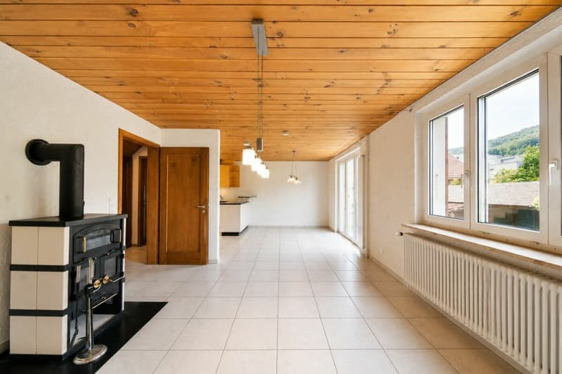 Ein Zuhause am Rhein mit Naturpool und Ausbaupotenzial - exklusives 8.5-Zimmer-Einfamilienhaus (9)