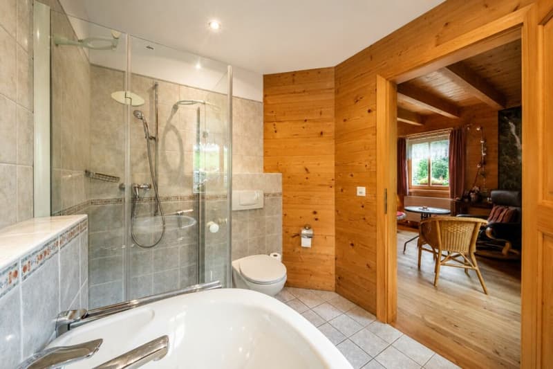 Unique solid wood house made of moonwood - healthy living with mountain views and versatile usage possibilities (16)