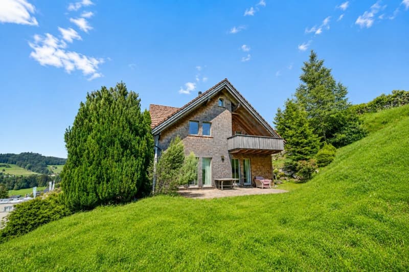Unique solid wood house made of moonwood - healthy living with mountain views and versatile usage possibilities (21)