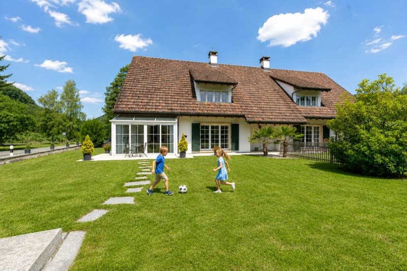 Idyllisches Zuhause an der Bauzonengrenze - charmante Doppelhaushälfte mit Garten und Ausbaupotenzial (28)