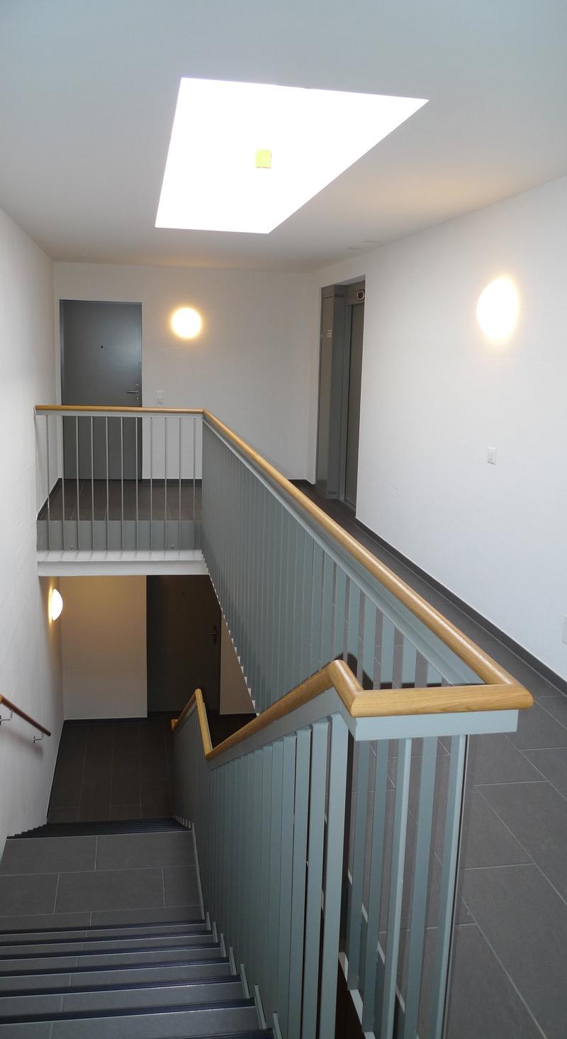 Appartamento luminoso 4.5 locali con balcone a Bottmingen (4)