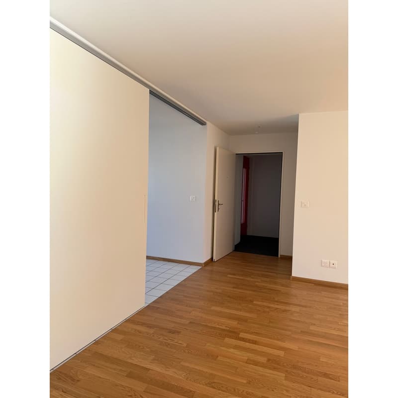 Helle Wohnung in lebhafter Umgebung (8)