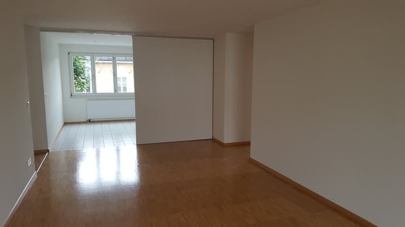 Helle Wohnung in lebhafter Umgebung (4)