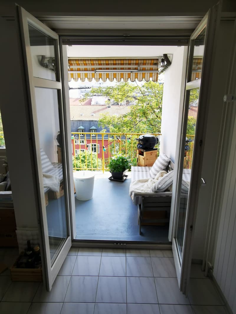 Stylish 3-room apartment on a quiet street (1)
