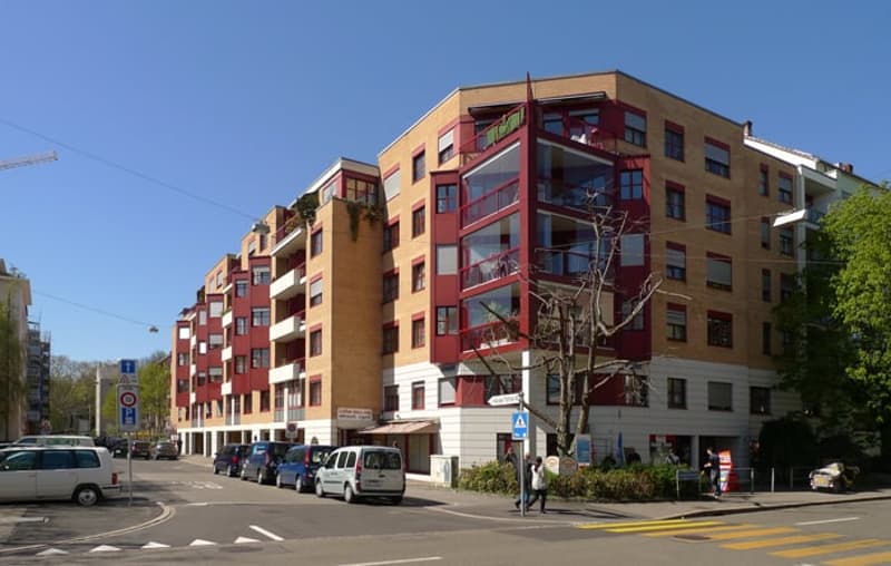 Kinderfreundliche 3.5-Zimmer-Wohnung mit Balkon im Gundeldingen (1)