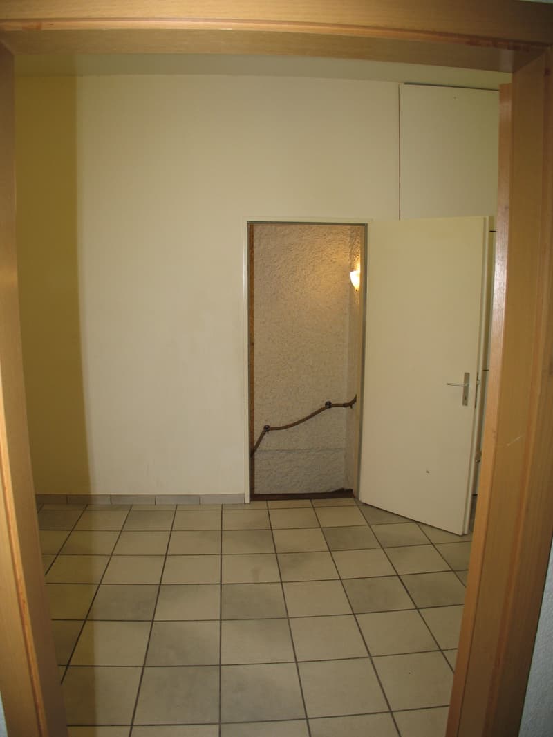 Local de club avec charme sur Allschwilerstrasse à Bâle (10)