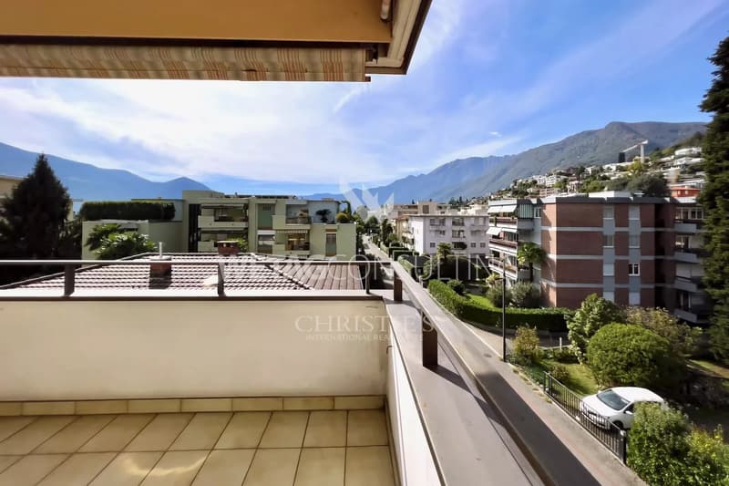 Penthouse-Wohnung in zentraler Lage in Ascona am Lago Maggiore zu verkaufen (2)