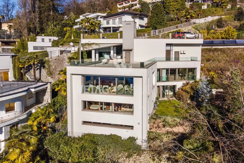 Moderne Villa mit grosser Terrasse & Blick auf den Luganersee in Ruvigliana zu verkaufen (12)