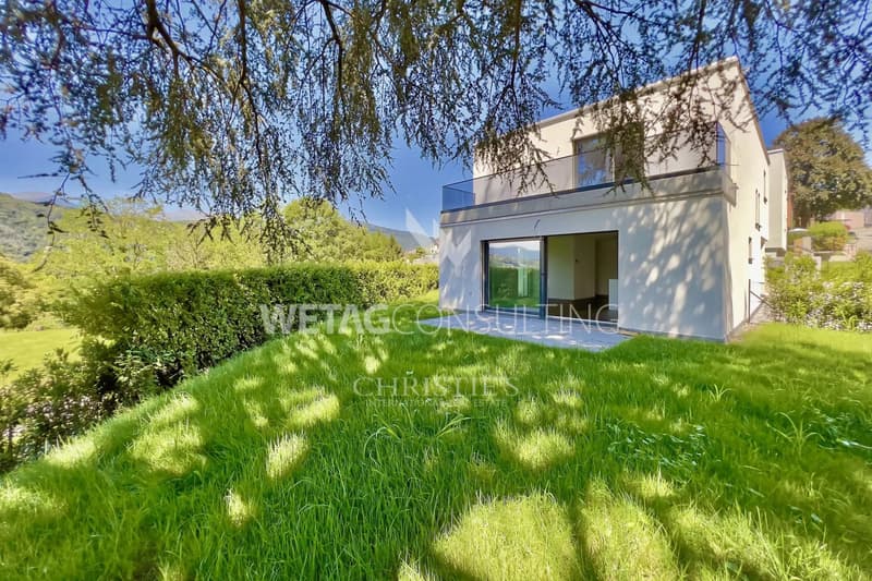 Lugano-Cadro: Moderne Villa mit Garten zu verkaufen (1)