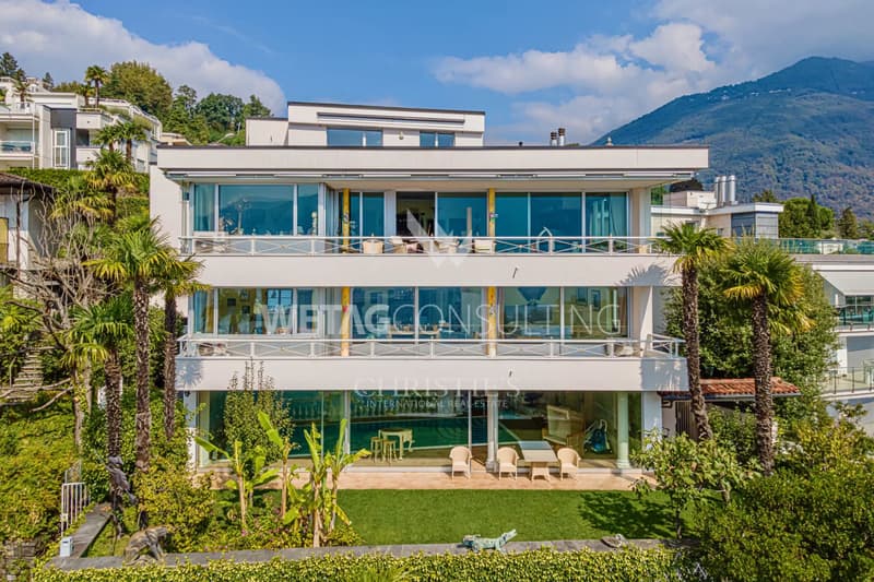 Grosszügige Luxusvilla mit fantastischem Seeblick in Ascona zum Verkauf (12)