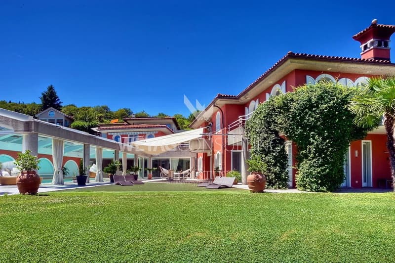 Superb ausgestattete Villa in Carona für aktive Besitzer zu verkaufen (1)