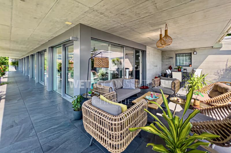 Lugano-Pregassona: grande appartamento penthouse con vista magnifica sulla città e in parte sul lago di Lugano in vendita (8)