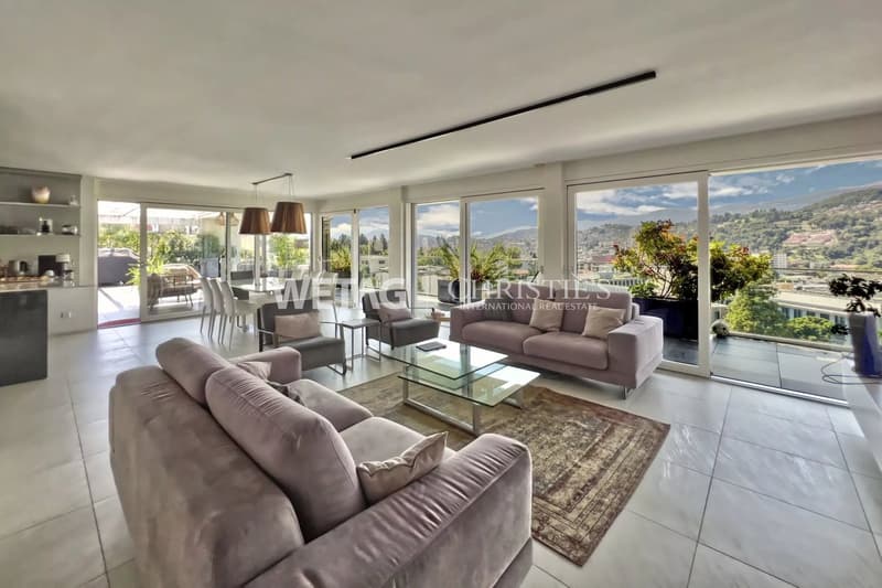 Lugano-Pregassona: large penthouse apartment with a magnificent view over the city and partially over Lake Lugano for sale (2)