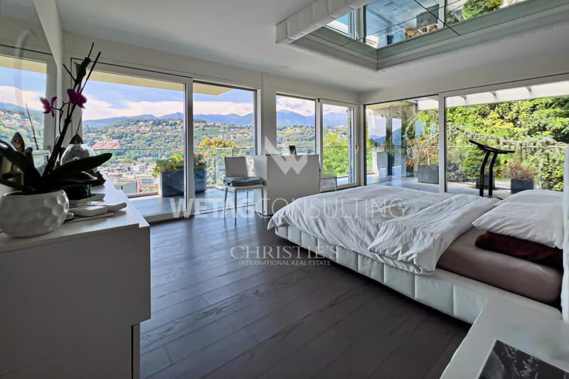 Lugano-Pregassona: grande appartamento penthouse con vista magnifica sulla città e in parte sul lago di Lugano in vendita (5)