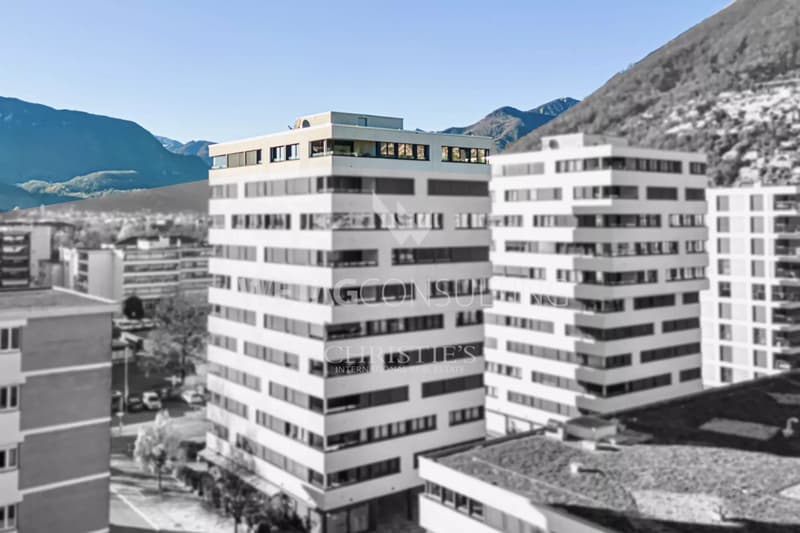 Modern penthouse apartment with lake view in central location in Locarno for sale (13)