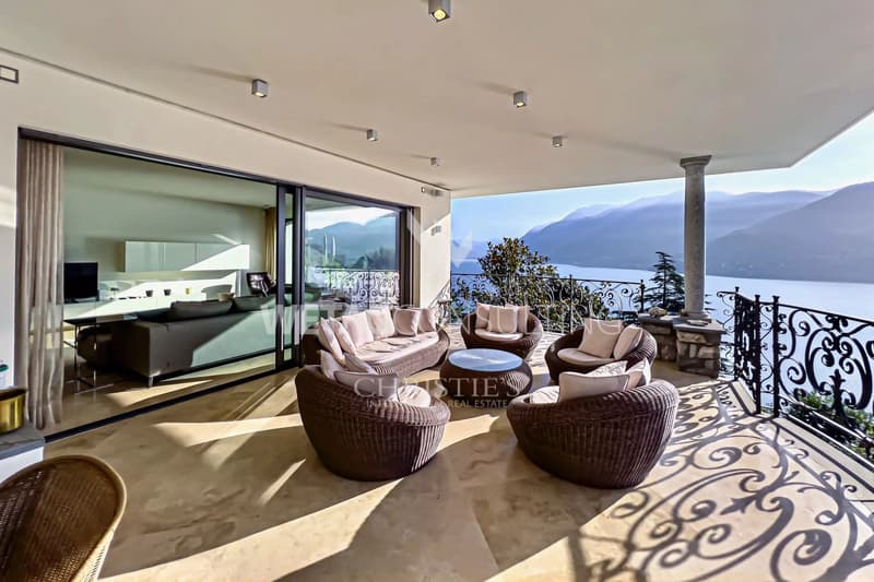 Brissago: Villa di lusso con vista mozzafiato sul lago in vendita in posizione esclusiva (11)