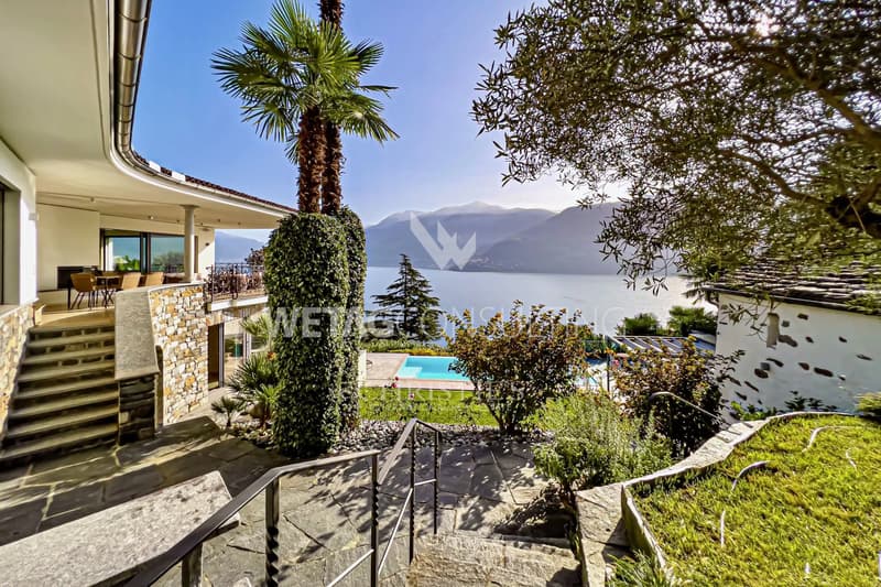 Brissago: Villa di lusso con vista mozzafiato sul lago in vendita in posizione esclusiva (12)