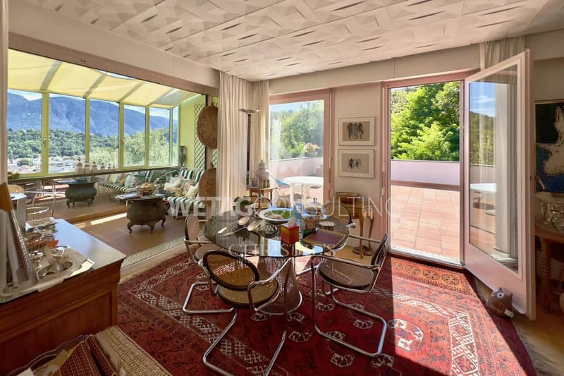 Losone: Belle villa à rénover en vente dans un environnement verdoyant (2)