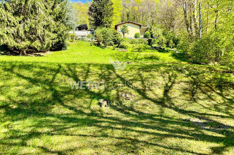 À vendre à Lugano-Odogno une charmante villa avec piscine, un bâtiment annexe indépendant & un petit appartement (12)