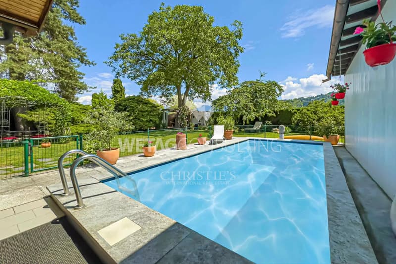 Lugano-Magliaso: bella villa nel verde, con piscina & vicino al lago di Lugano in vendita (6)